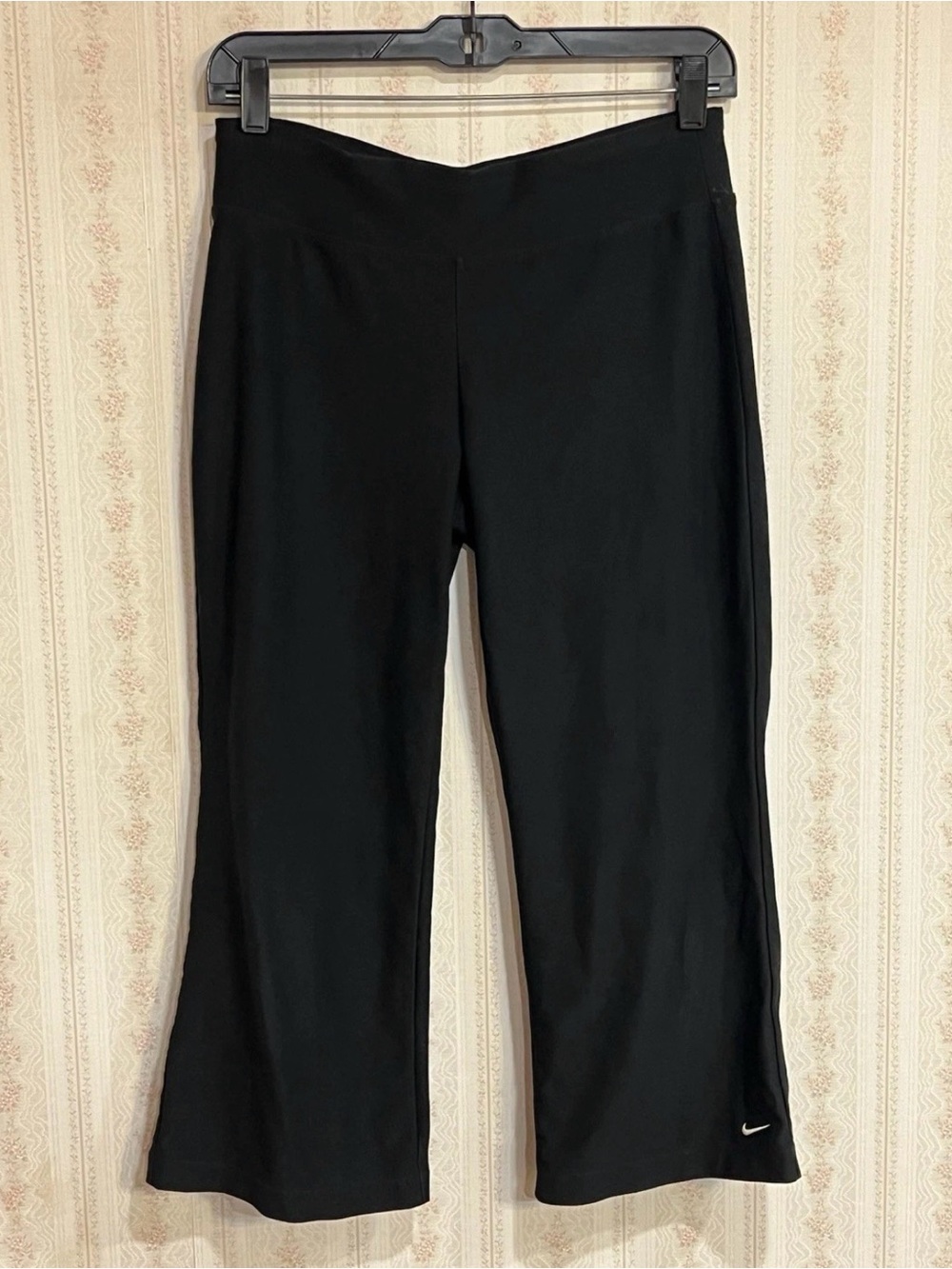 Black Women's Yoga Pants with Subtle Logo